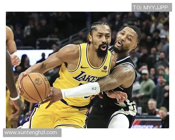 雄鹿与湖人精彩对决全场回放重温篮球盛宴的精彩瞬间