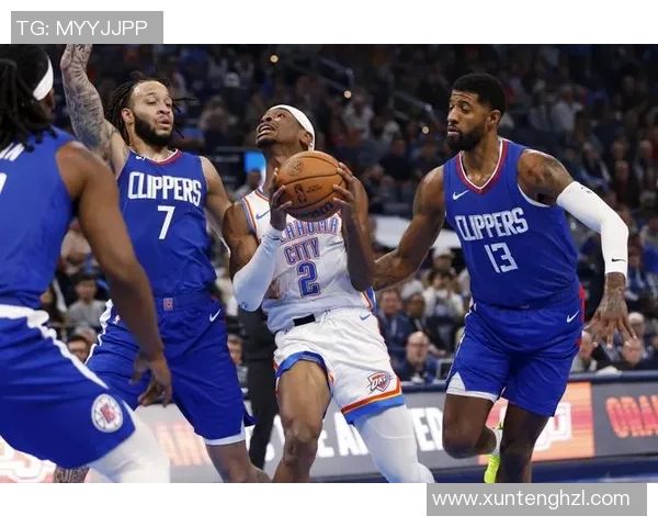 骑士与尼克斯对决前瞻分析双方阵容状态及战术策略探讨 骑士与尼克斯对决前瞻分析双方阵容状态及战术策略探讨