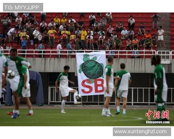 北京中赫国安迎战拜仁慕尼黑强强对决引发球迷热议 北京中赫国安迎战拜仁慕尼黑强强对决引发球迷热议