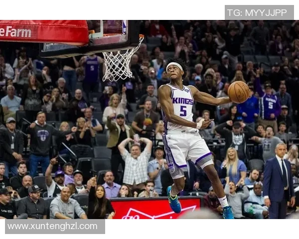 德阿隆福克斯带领国王队崛起展现未来篮球之星的无限潜力